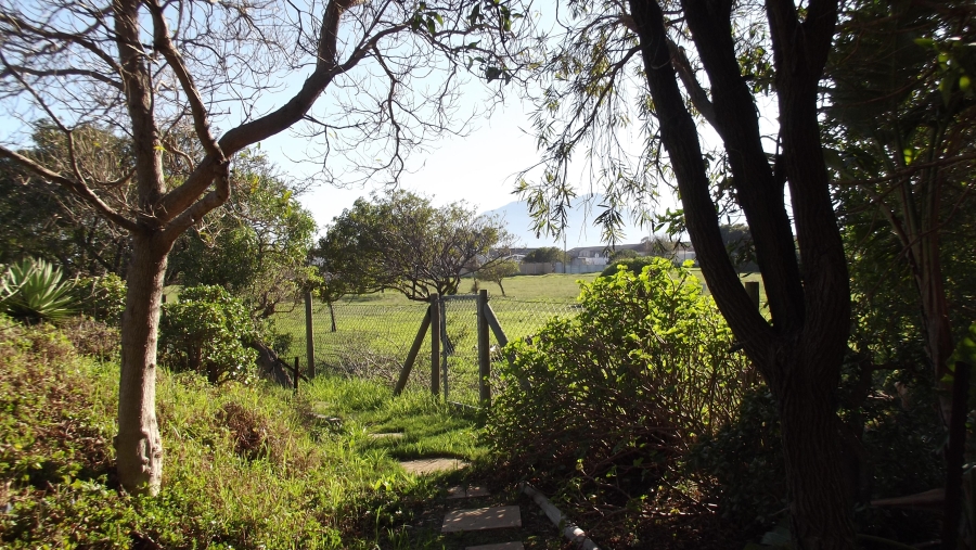 0 Bedroom Property for Sale in Whispering Pines Western Cape